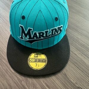 New Era 9FIFTY Teal and Black Cap